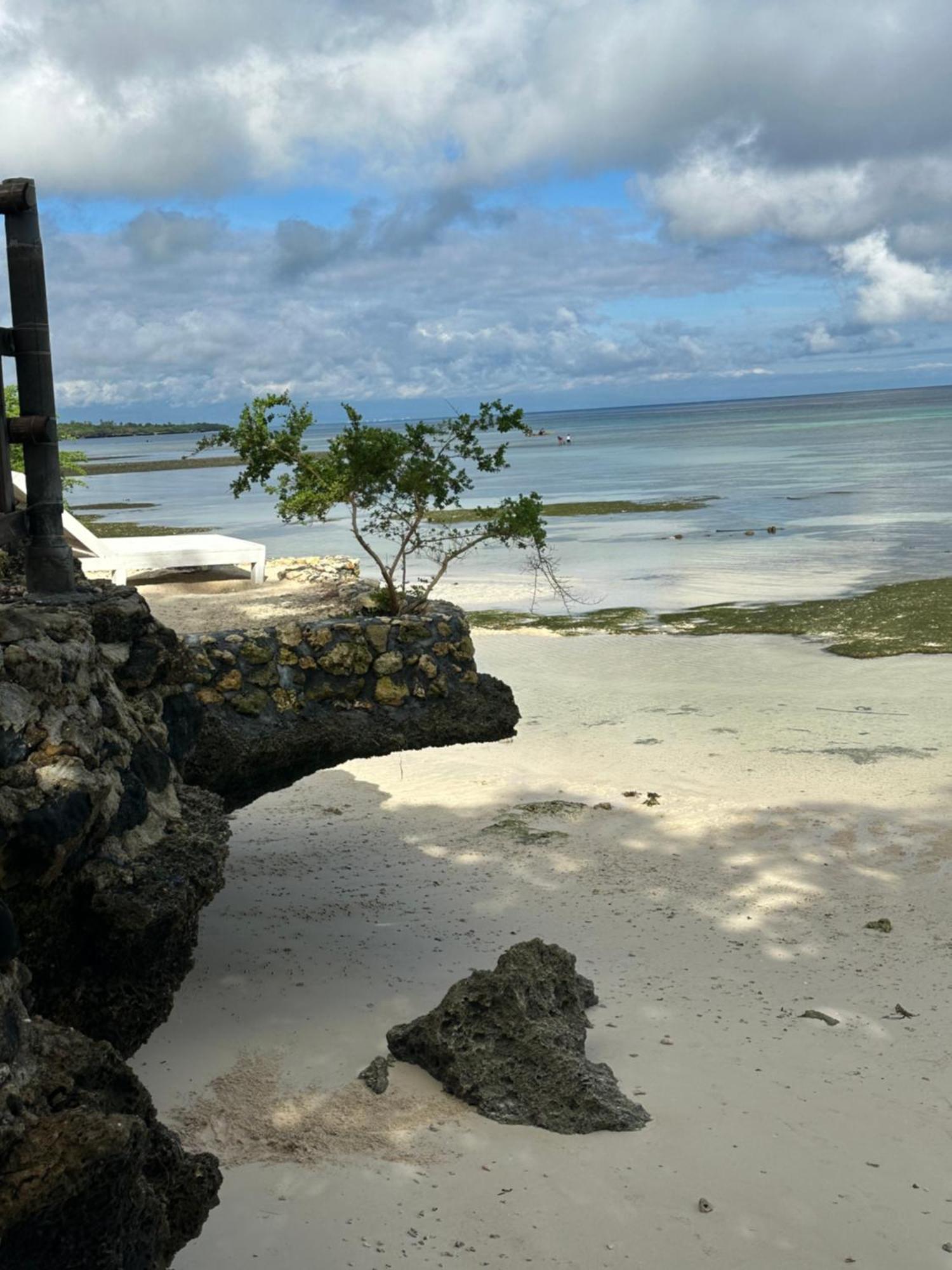 Diamond De Siquijor Beach House Екстер'єр фото